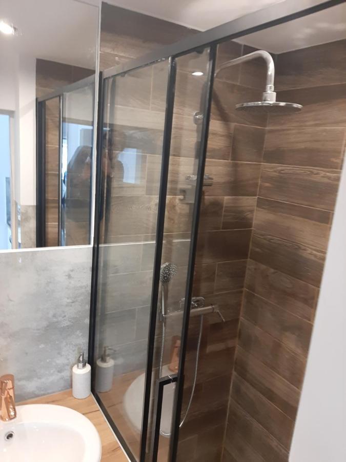 Hollywood Apartament Kosciuszki Лодзь Экстерьер фото